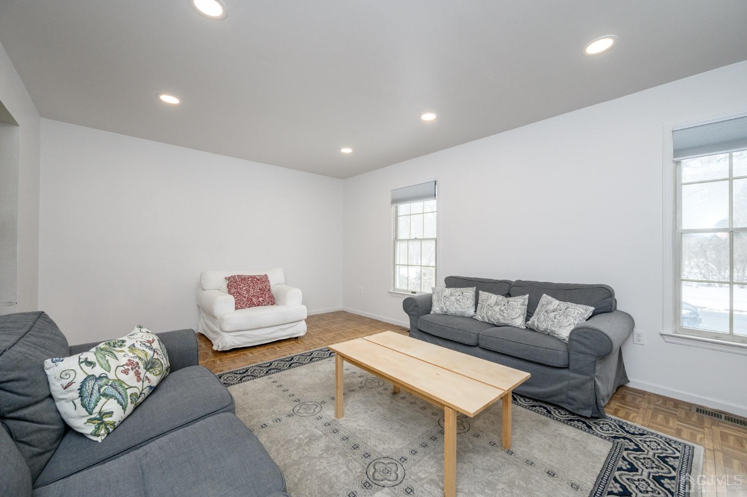 541 River Road Rahway, NJ 07065 - Photo 4 of 41 Gallery Image 4