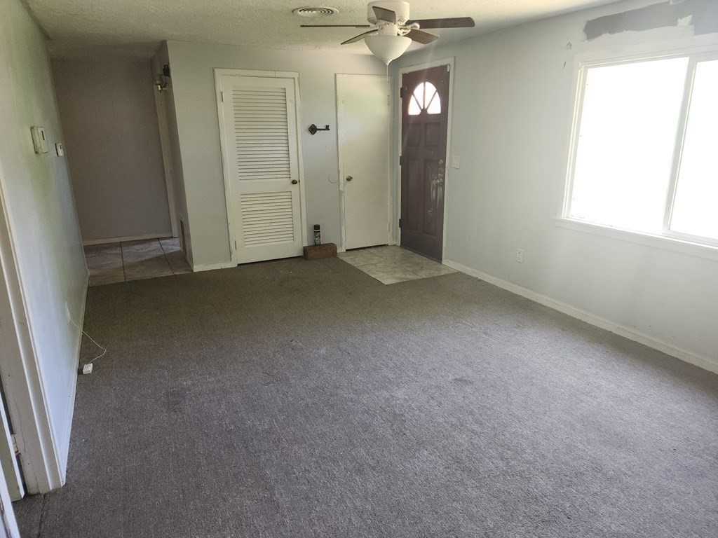 149 Croyden Terrace Springfield, MA 01104 - Photo 3 of 18 Gallery Image 3