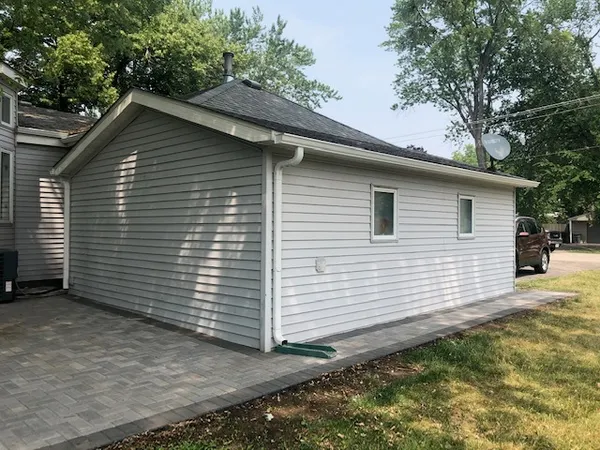$2,650 | 32 Heather Drive, Crystal Lake, IL 60014