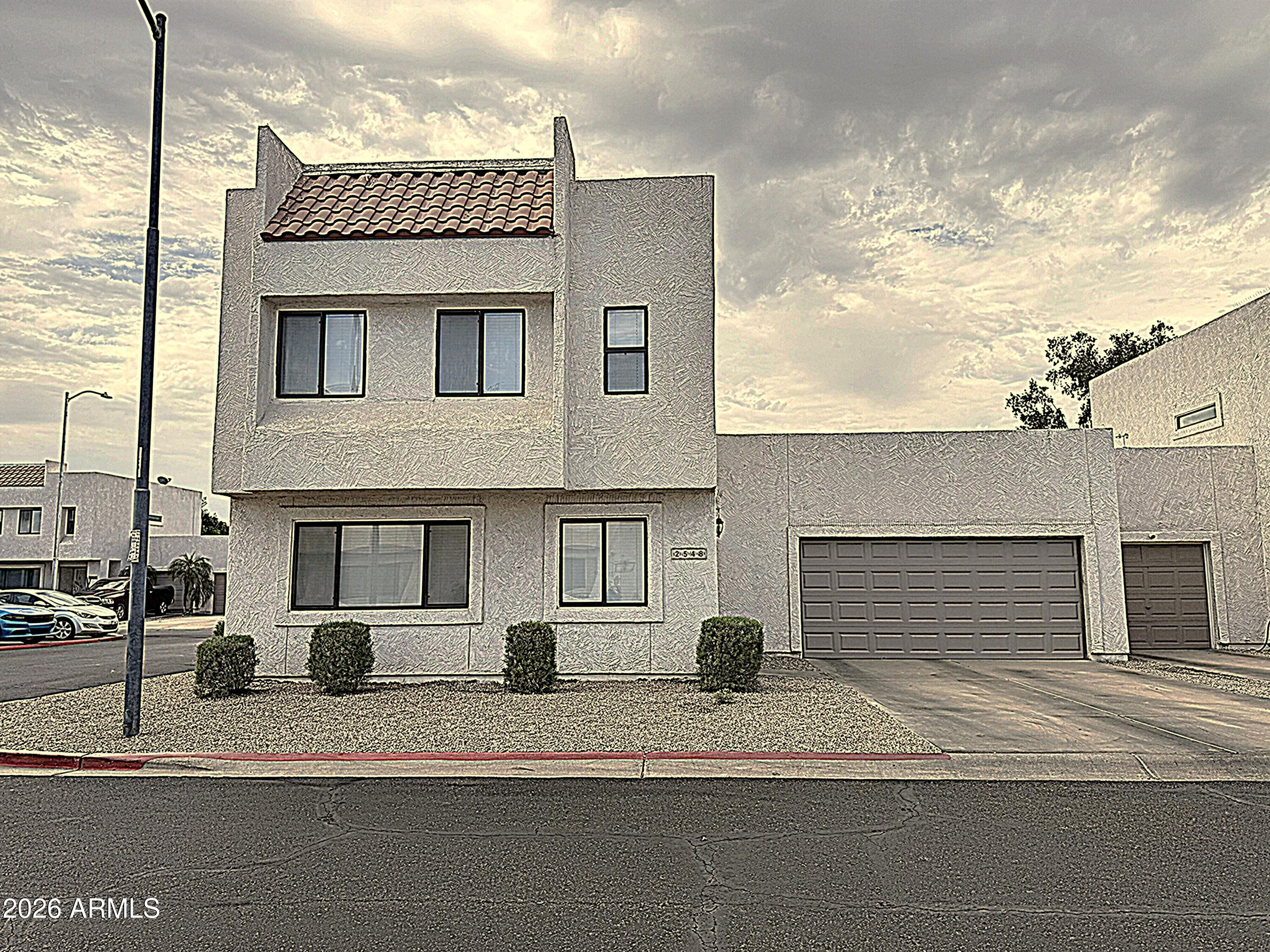 2548 West Kathleen Road Phoenix, AZ 85023 - Photo 1 of 21 Front of home