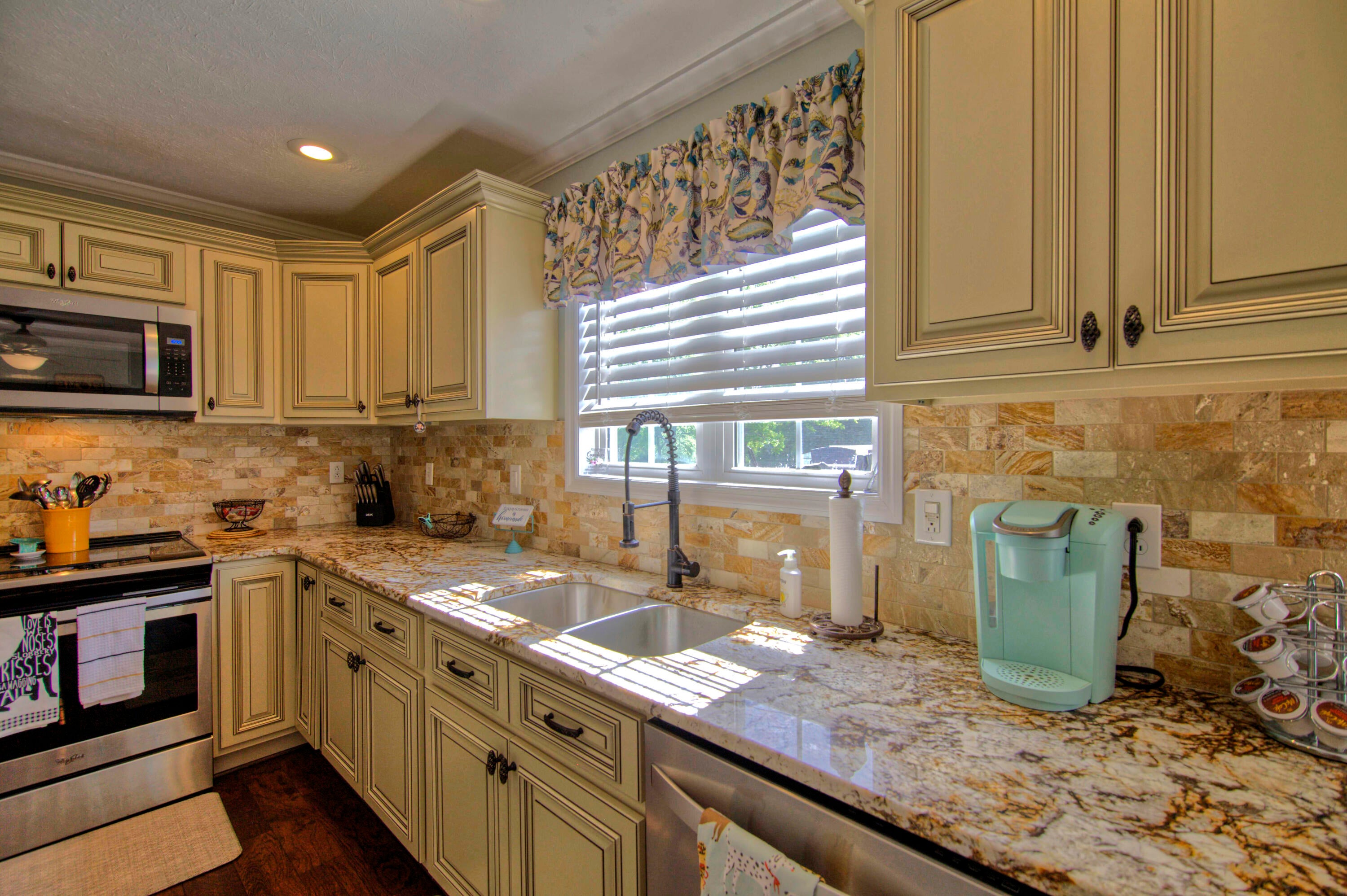 16140 Ellison Ridge Road Nimitz, WV 25978 - Photo 13 of 46 Gallery Image 13