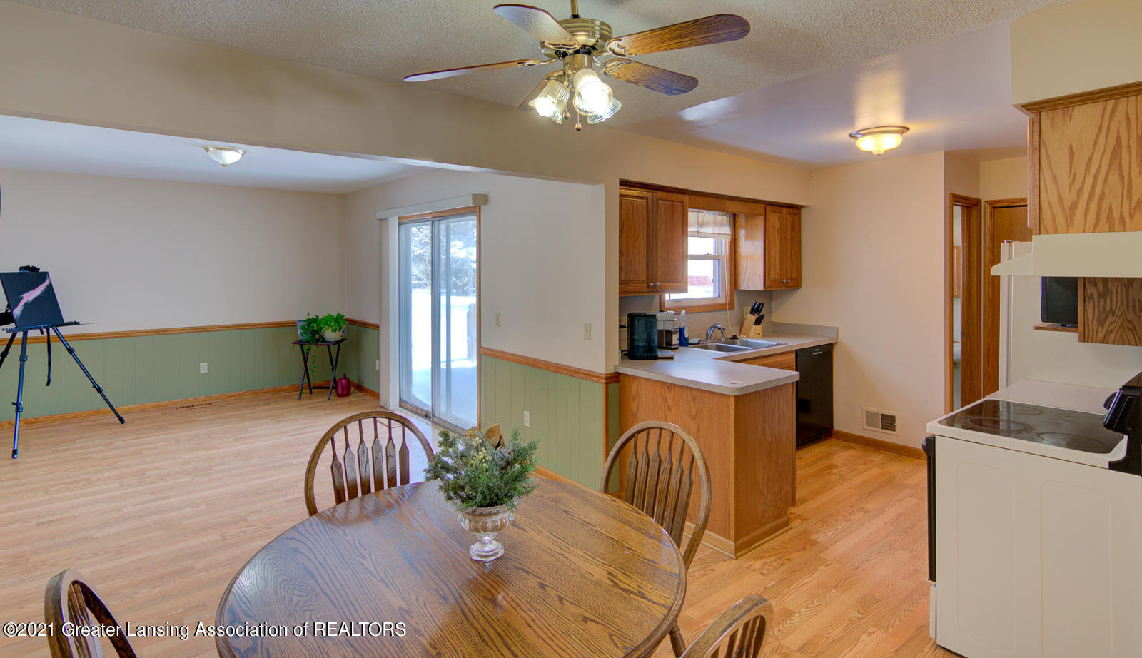 4210 Gull Road Lansing, MI 48917 - Photo 5 of 18 4210 Gull Rd - Web-9