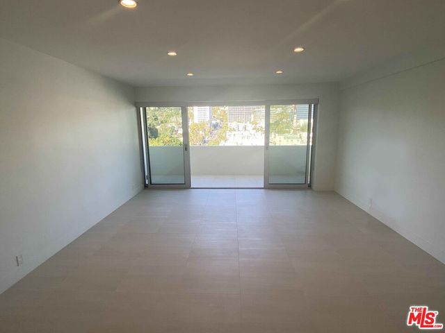 $5,500 | 838 North Doheny Drive, Unit 1404, West Hollywood, CA 90069