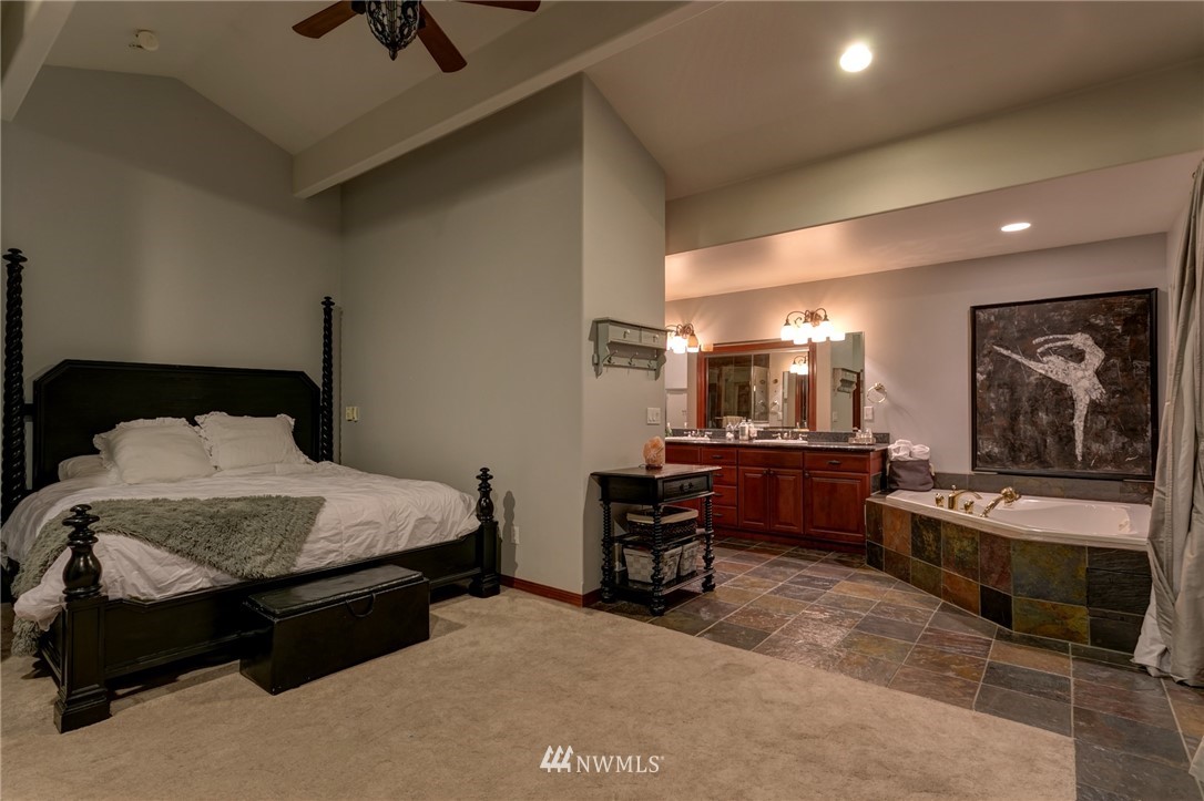 3549 Robertson Road Bellingham, WA 98226 - Photo 12 of 25 Gallery Image 12