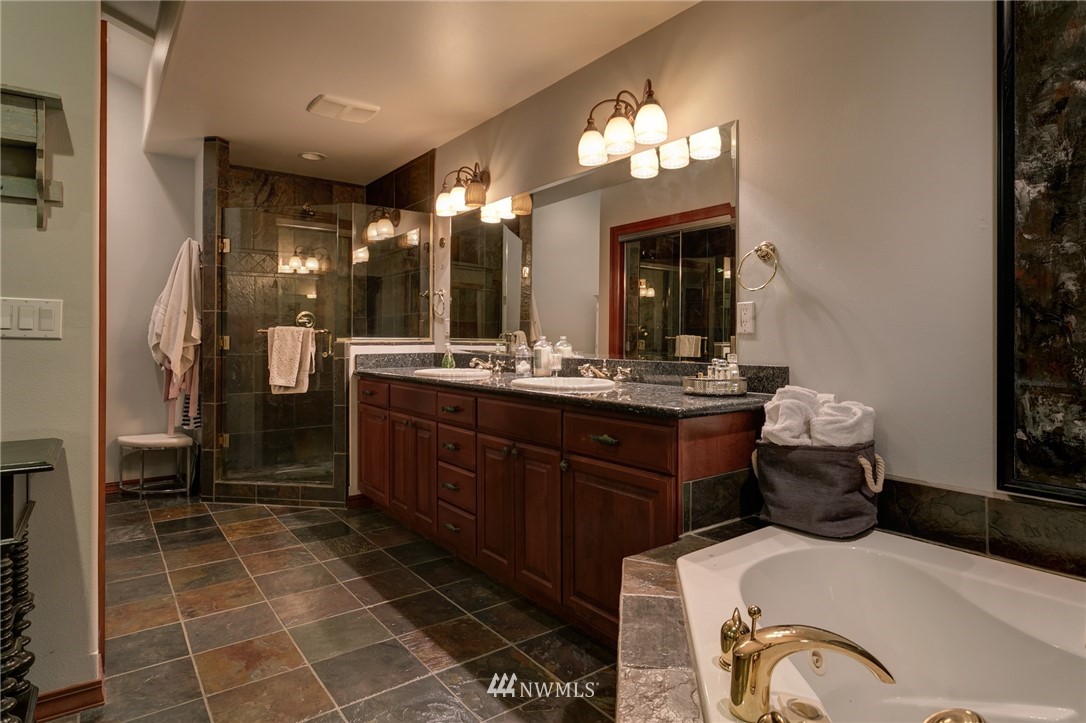 3549 Robertson Road Bellingham, WA 98226 - Photo 13 of 25 Gallery Image 13