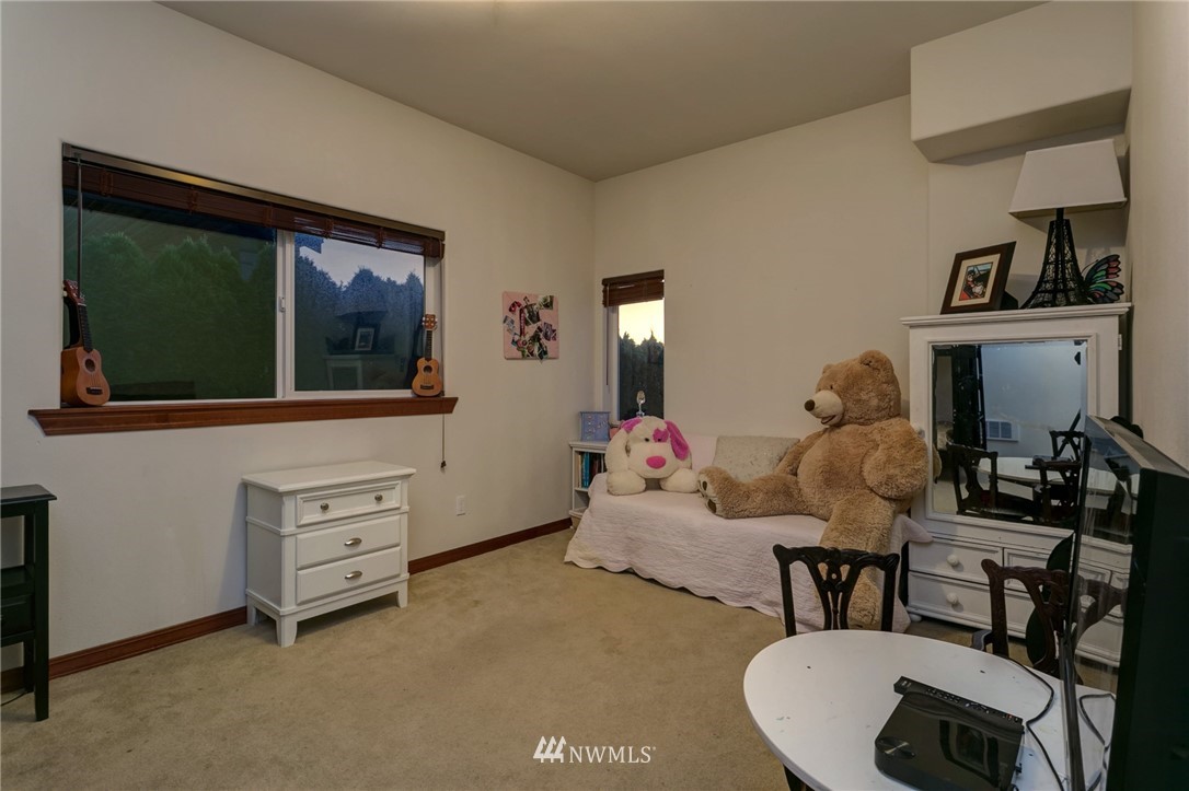 3549 Robertson Road Bellingham, WA 98226 - Photo 14 of 25 Gallery Image 14