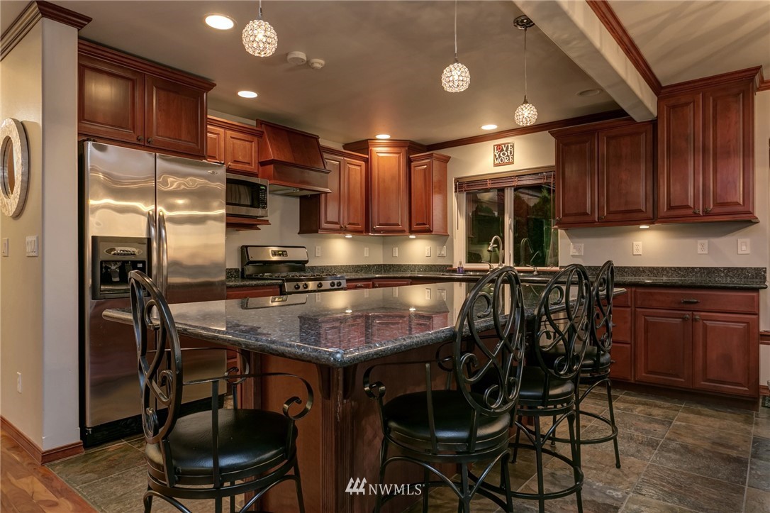 3549 Robertson Road Bellingham, WA 98226 - Photo 5 of 25 Gallery Image 5