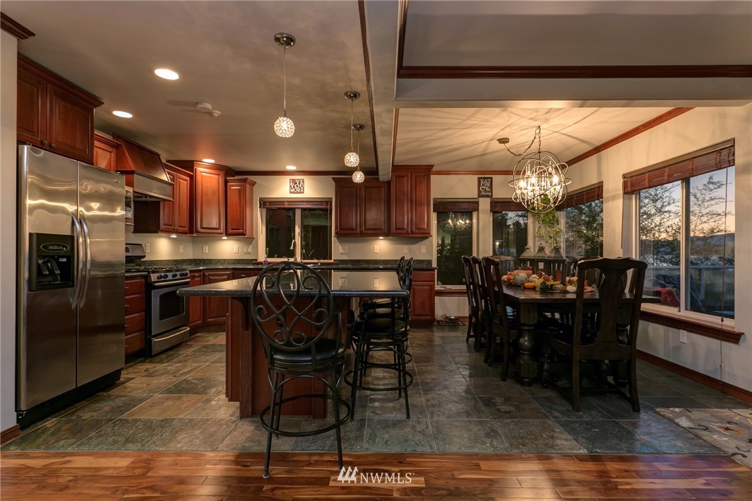 3549 Robertson Road Bellingham, WA 98226 - Photo 6 of 25 Gallery Image 6