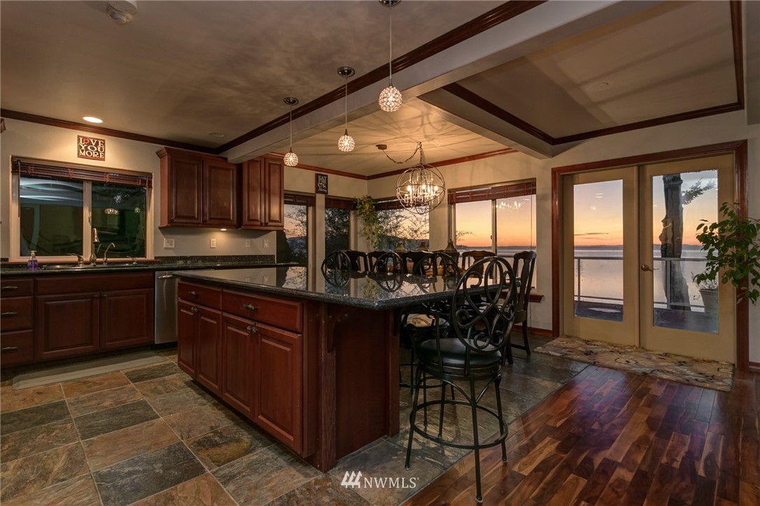 3549 Robertson Road Bellingham, WA 98226 - Photo 7 of 25 Gallery Image 7