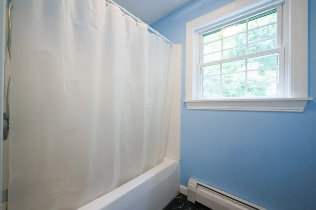 $425,000 | 366 Southbridge Road, Warren, MA 01083