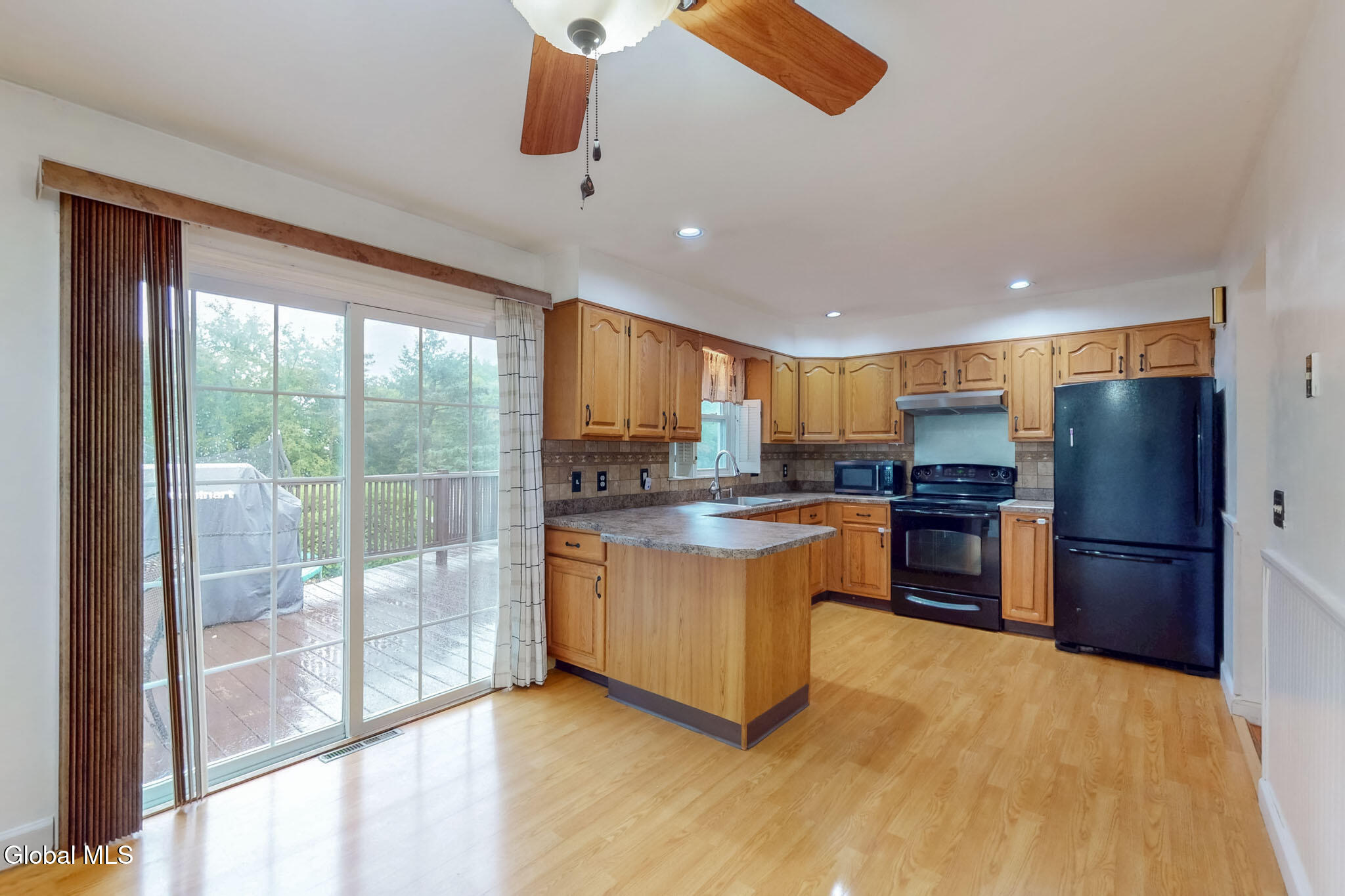1069 Watervliet Shaker Road Albany, NY 12205 - Photo 9 of 48 NON LOGO-08
