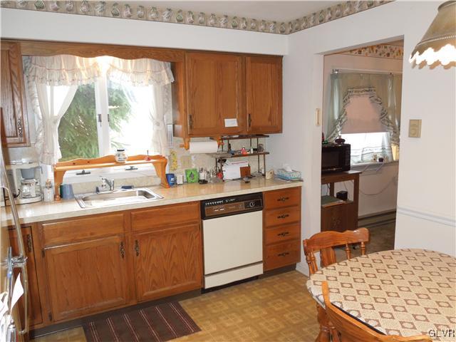 5440 Lanark Road Center Valley, PA 18034 - Photo 8 of 16 Gallery Image 8