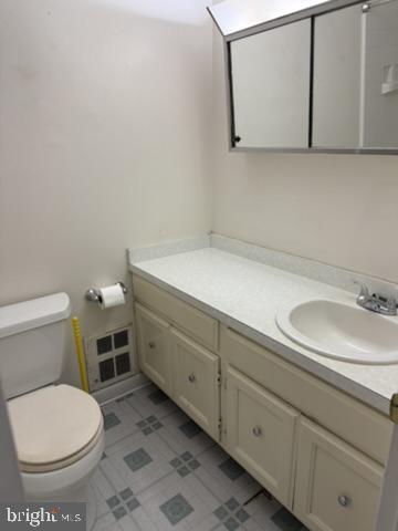 1485 South Timber Ridge Road Cross Junction, VA 22625 - Photo 10 of 40 Bright and functional bathroom space.