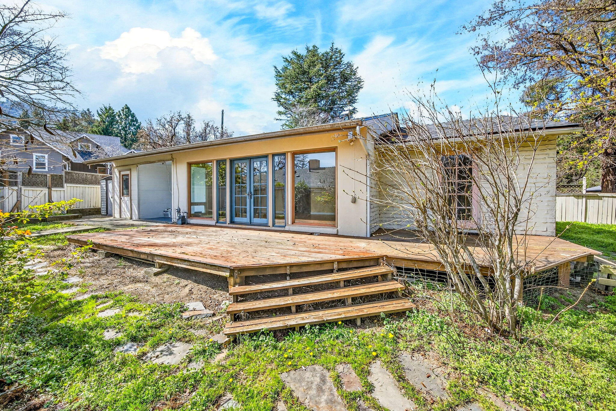 968 Garden Way Ashland, OR 97520 - Photo 4 of 58 ApxGW00043