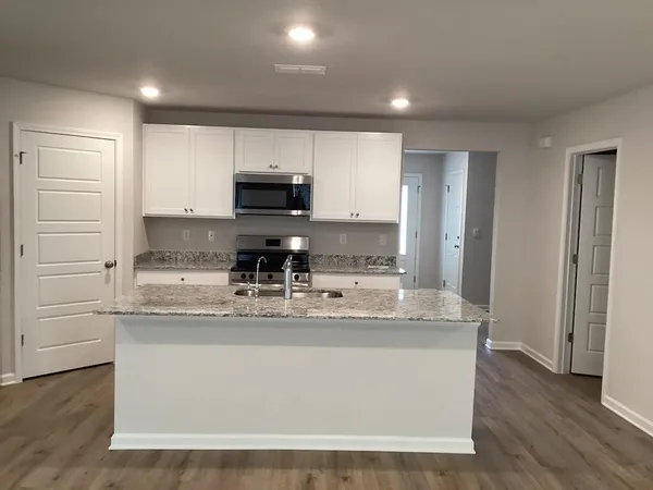 $2,600 | 4057 Brownstone Way, Tallahassee, FL 32311