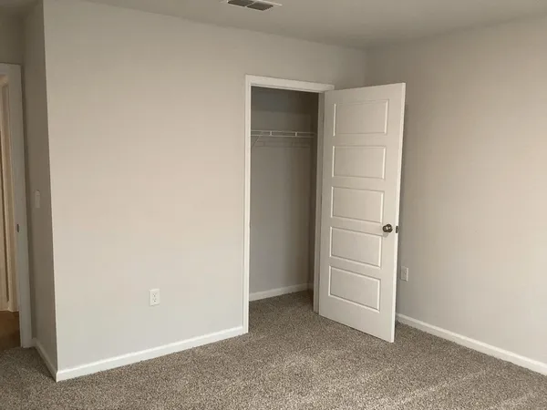 $2,600 | 4057 Brownstone Way, Tallahassee, FL 32311