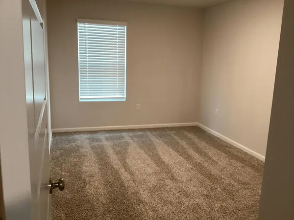 $2,600 | 4057 Brownstone Way, Tallahassee, FL 32311