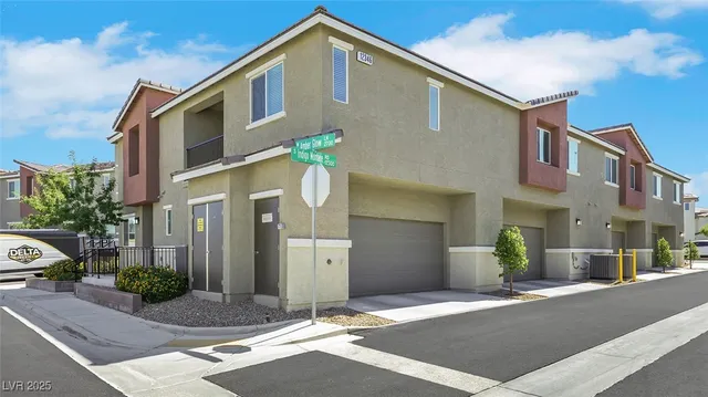 $360,000 | 12346 Indigo Montage Road, Unit 4, Las Vegas, NV 89183