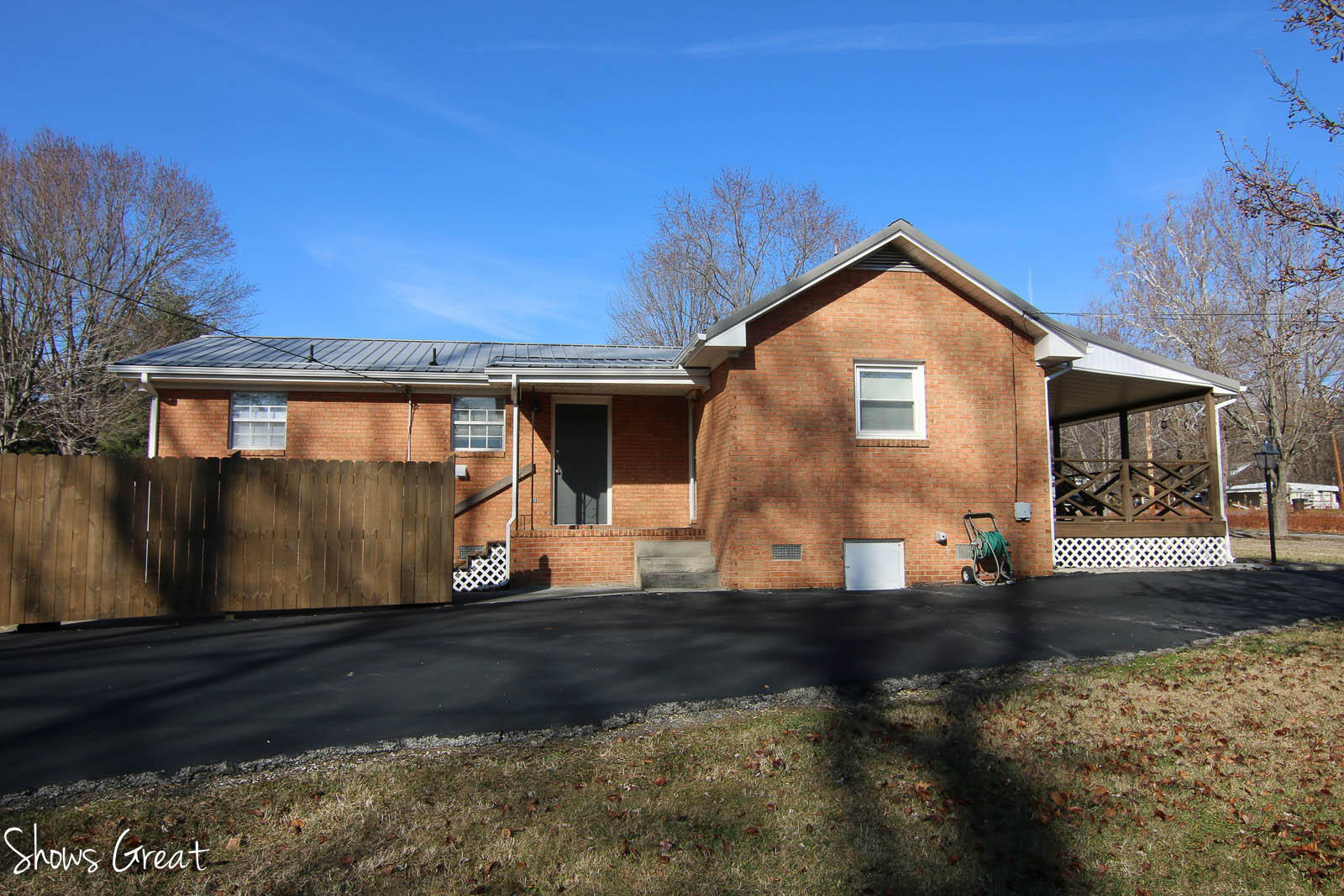 4504 Stypes Branch Road Salem, VA 24153 - Photo 3 of 26 29-IMG_6181