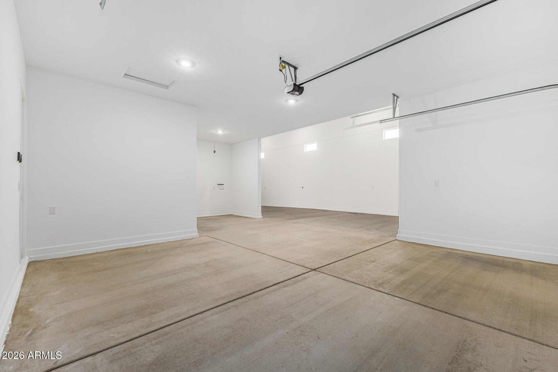 9646 West Flower Street Phoenix, AZ 85392 - Photo 24 of 30 37 Flower