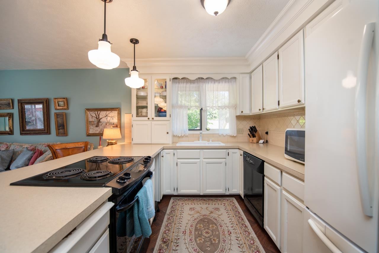1532 East Pinecrest Road Spokane, WA 99203 - Photo 8 of 20 Gallery Image 8