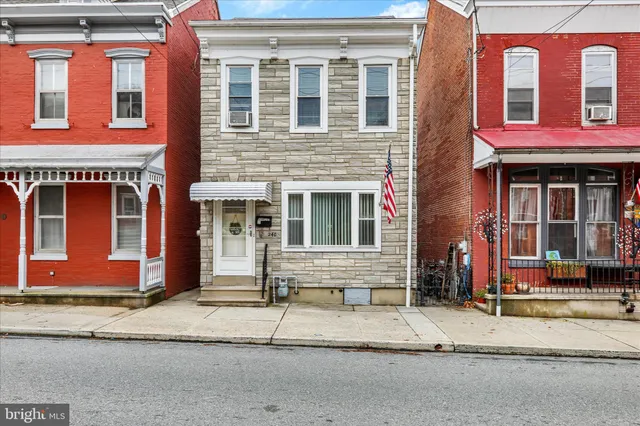 $249,900 | 240 South Fourth Street, Hamburg, PA 19526