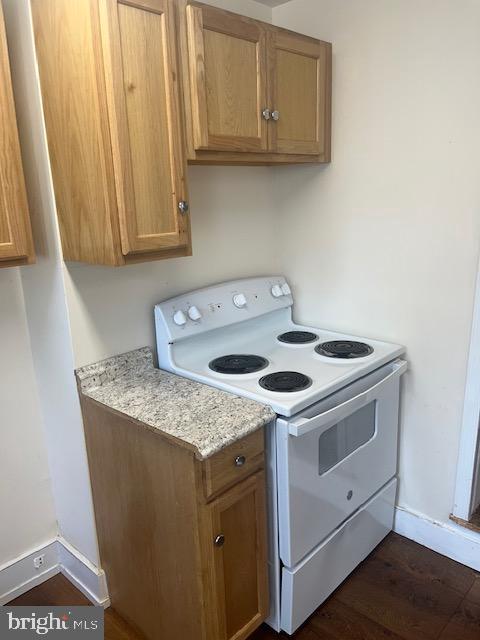 105 Cumberland Street, Unit 3 Clear Spring, MD 21722 - Photo 5 of 11 a utility room with dryer and washer