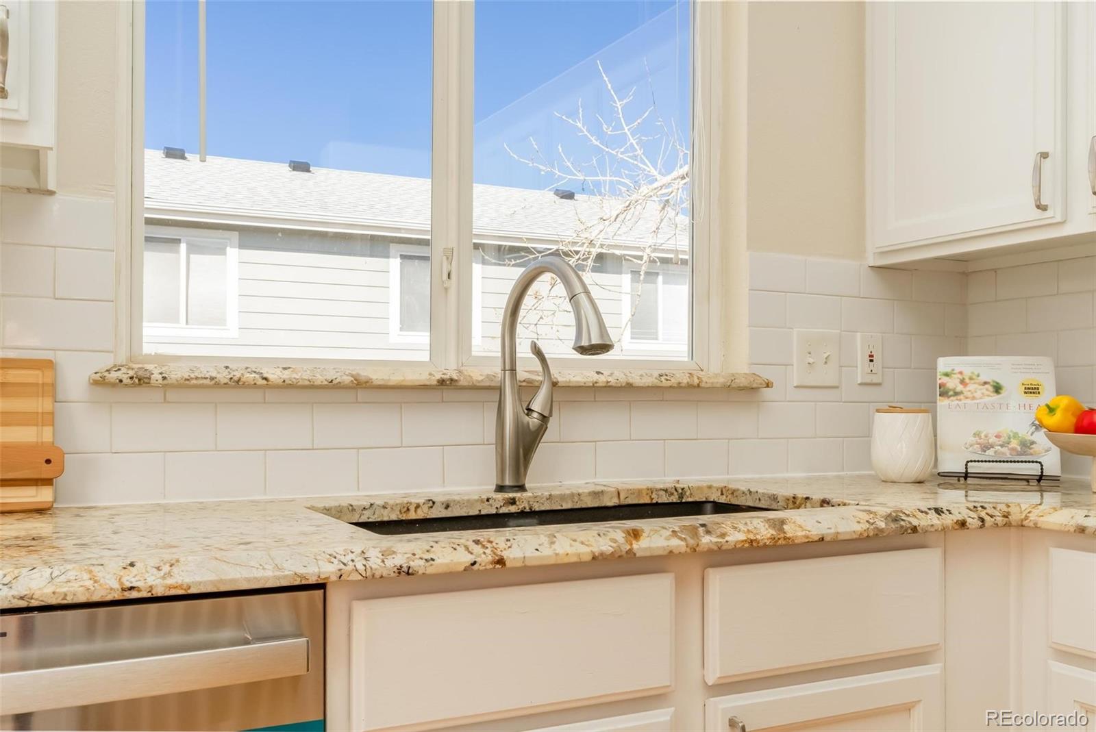 9735 Saybrook Street Highlands Ranch, CO 80126 - Photo 23 of 34 Gallery Image 23