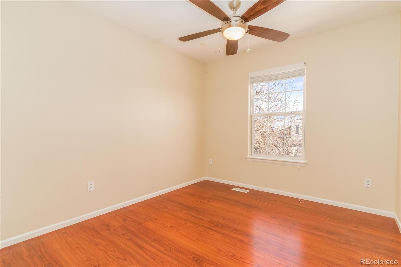 9735 Saybrook Street Highlands Ranch, CO 80126 - Photo 7 of 34 Gallery Image 7