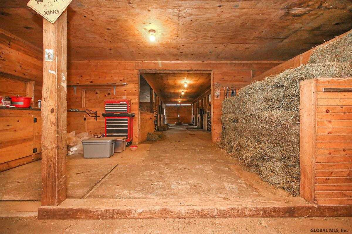 37 Staniak Road Halfmoon, NY 12118 - Photo 16 of 26 Photo 17
