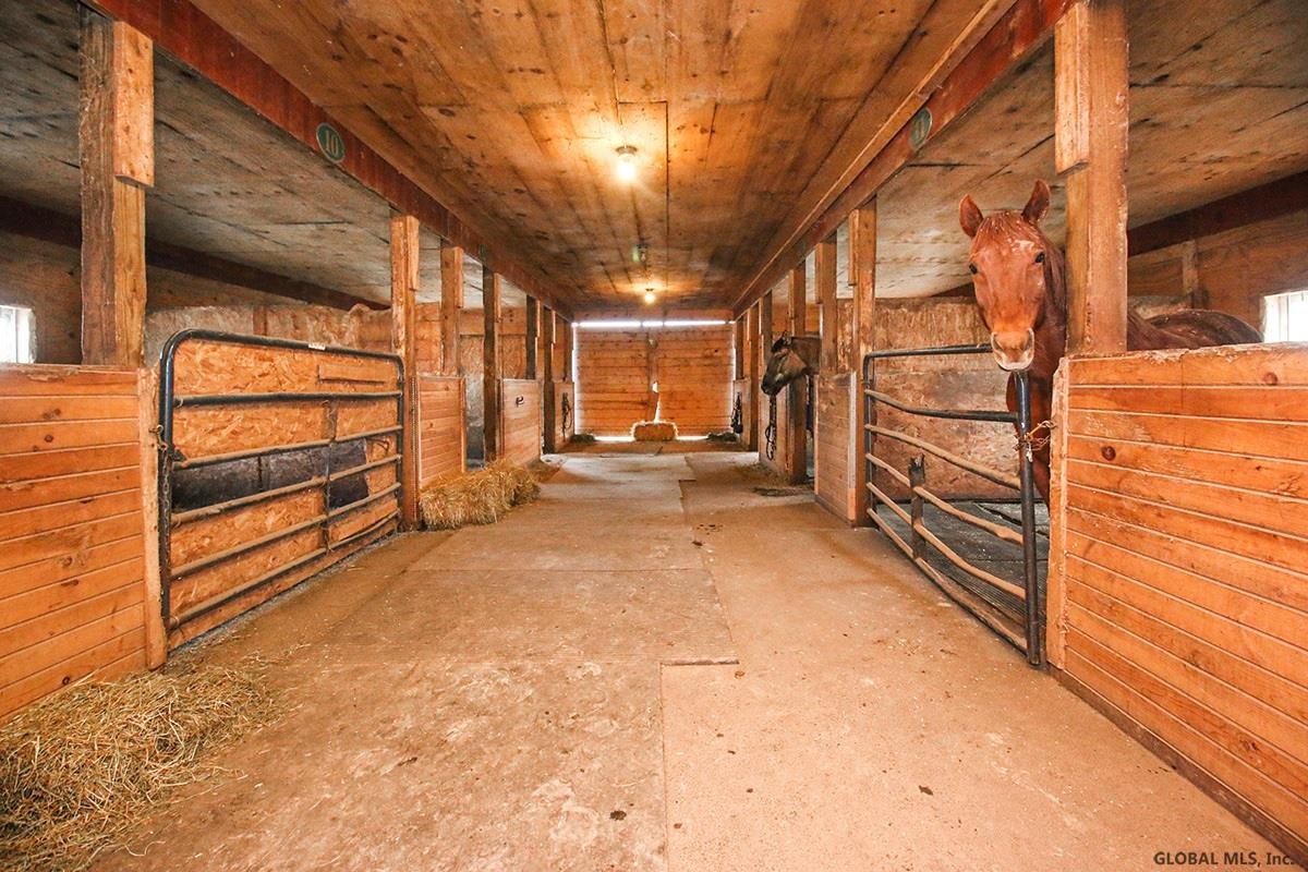 37 Staniak Road Halfmoon, NY 12118 - Photo 17 of 26 Photo 18