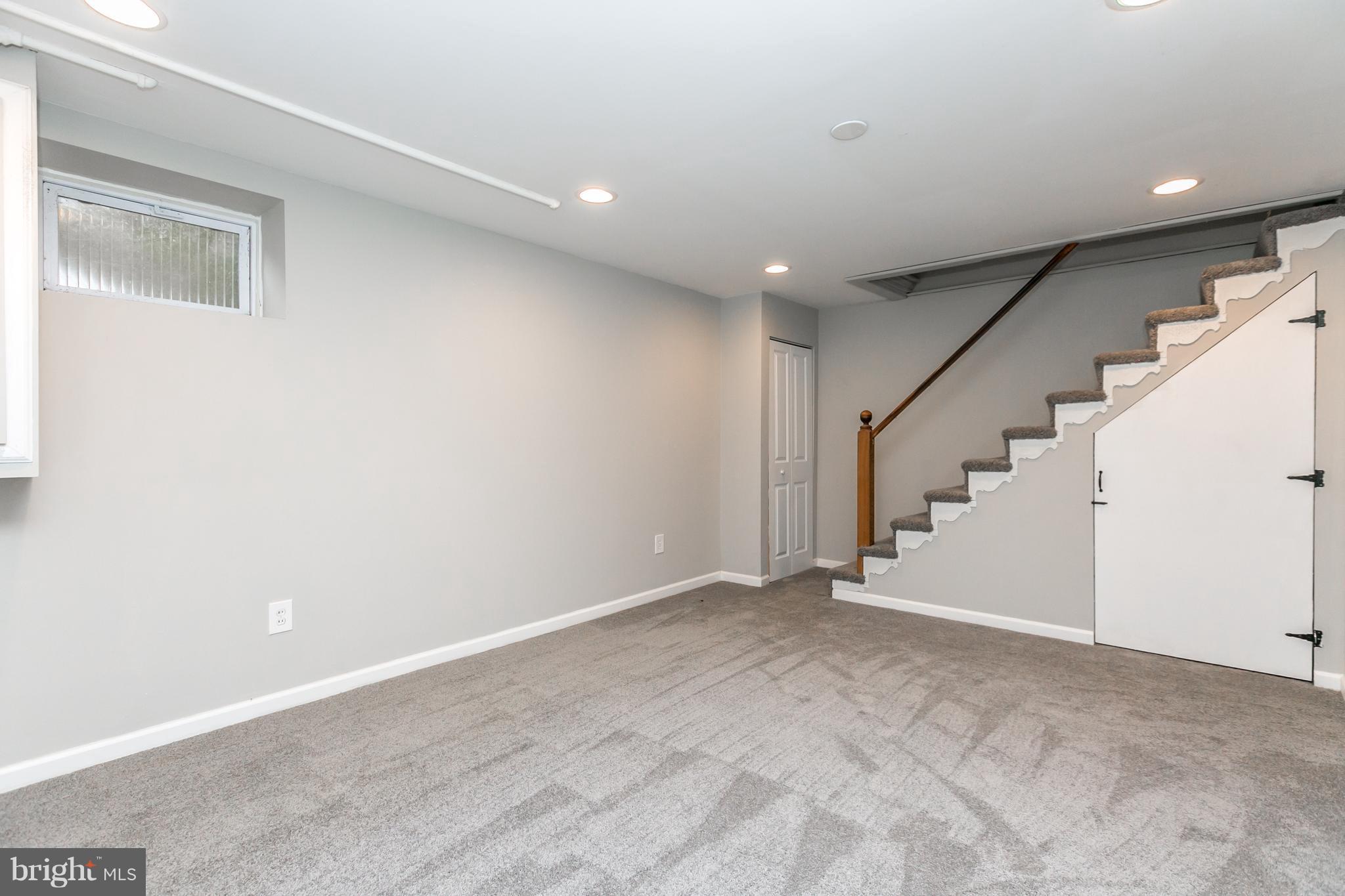 14 Murdock Road Baltimore, MD 21212 - Photo 16 of 30 Family Room