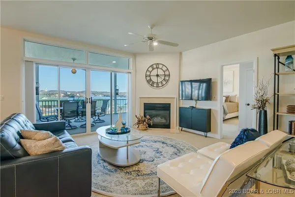 $475,000 | 62 Evergreen Condo Drive, Unit 1A, Sunrise Beach, MO 65079