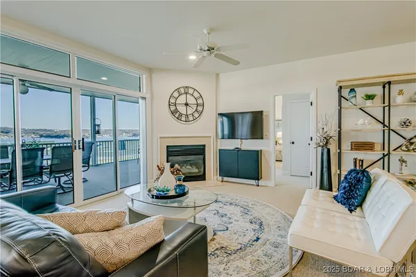 $475,000 | 62 Evergreen Condo Drive, Unit 1A, Sunrise Beach, MO 65079