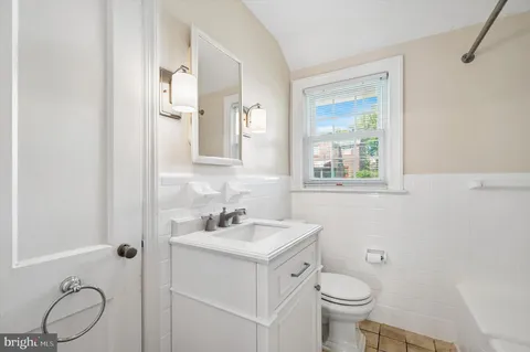 $585,000 | 803 Dover Road, Wynnewood, PA 19096