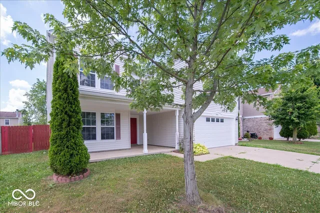 $1,900 | 2931 Sentiment Lane, Greenwood, IN 46143