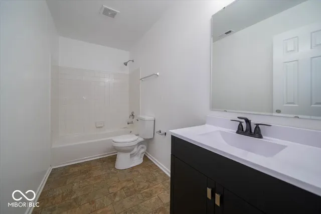 $1,900 | 2931 Sentiment Lane, Greenwood, IN 46143