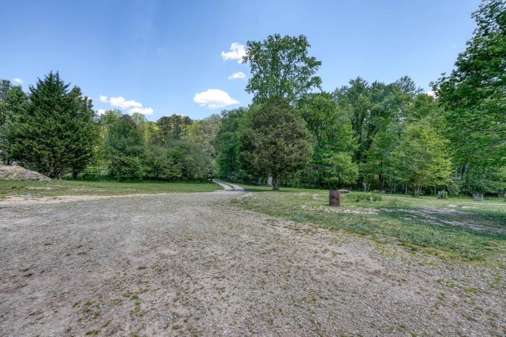 1059 Pleasant Hill Road Murphy, NC 28906 - Photo 8 of 54