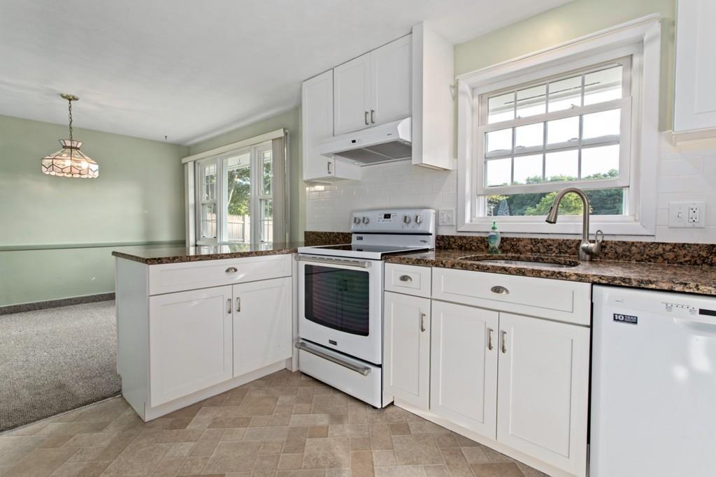 12 Wellesley Road Danvers, MA 01923 - Photo 14 of 40 Gallery Image 14