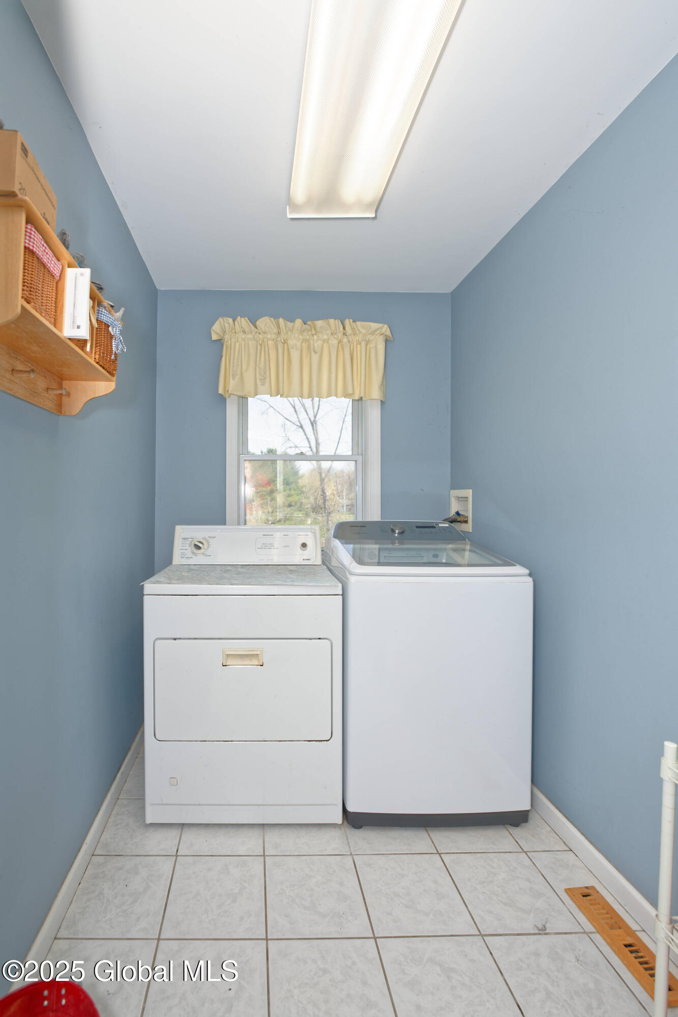 37 Old Hickory Road Brunswick, NY 12180 - Photo 31 of 54 9 Bathroom 2