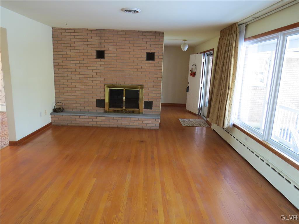 2573 Woods Edge Road Bath, PA 18014 - Photo 3 of 17 Gallery Image 3