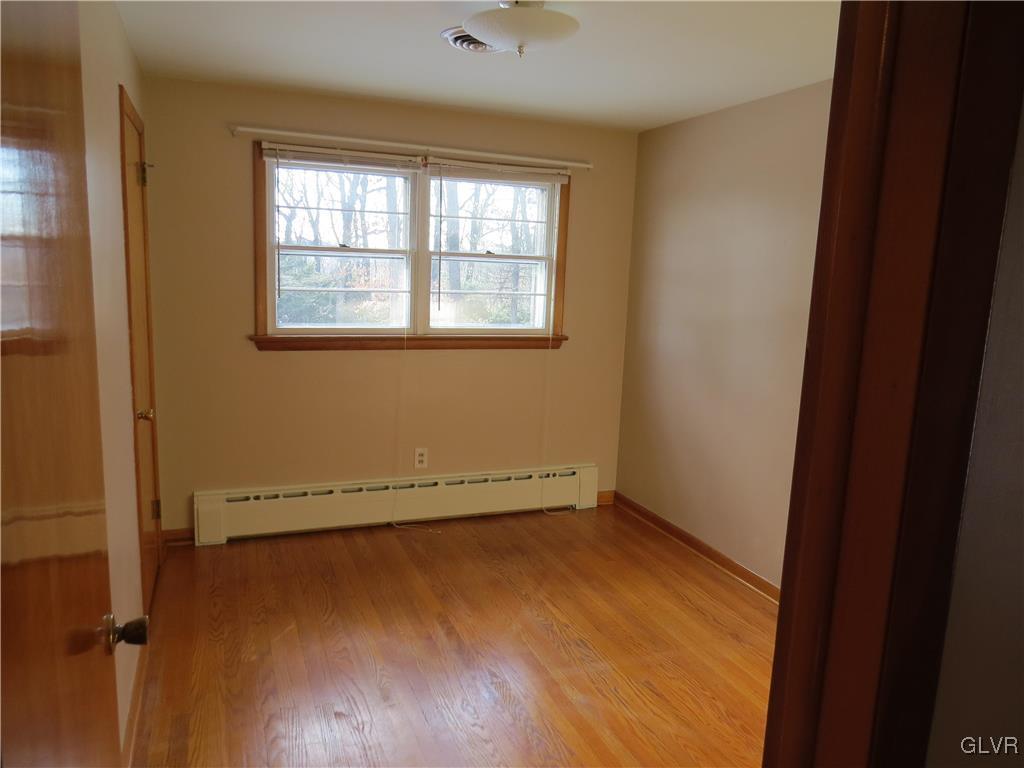 2573 Woods Edge Road Bath, PA 18014 - Photo 10 of 17 Gallery Image 10