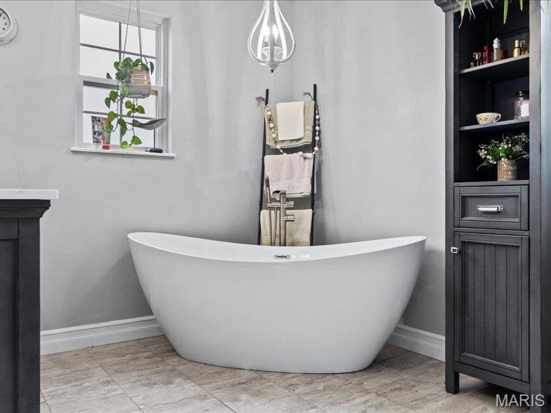 389 Madison Drive Bismarck, MO 63624 - Photo 20 of 47