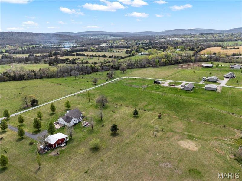 389 Madison Drive Bismarck, MO 63624 - Photo 46 of 47