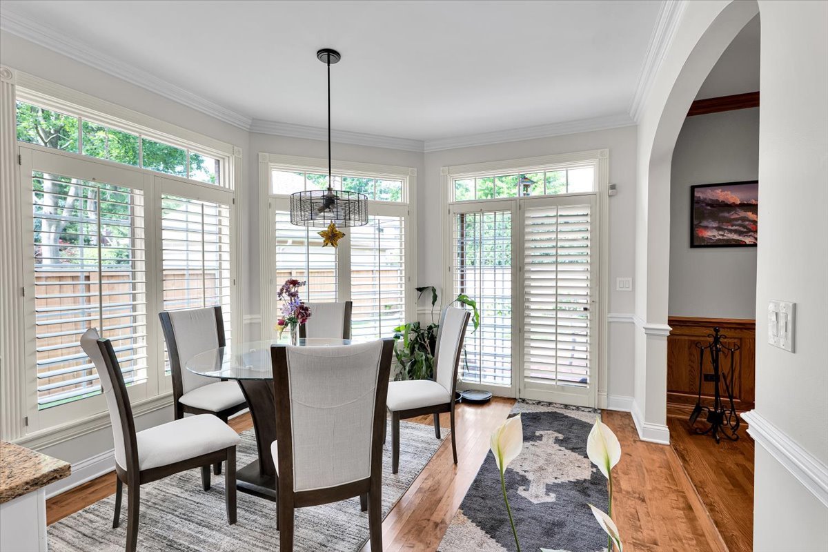 310 North County Line Road Hinsdale, IL 60521 - Photo 12 of 43 a view of a dining room with furniture window and outside view