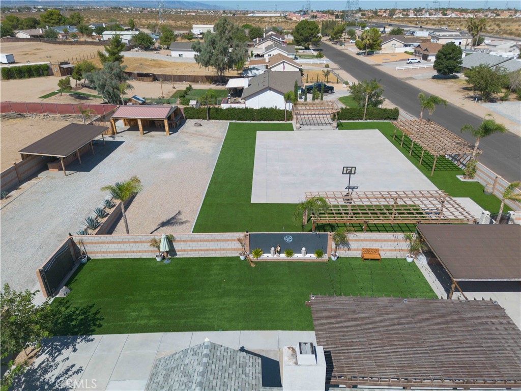 12040 Jade Road Victorville, CA 92392 - Photo 4 of 74 Gallery Image 4