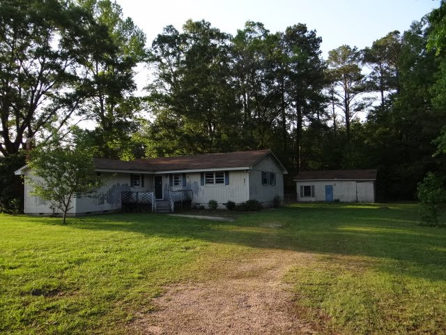 621 Phillips Road Selma, NC 27576 - Photo 1 of 13 Exterior Front