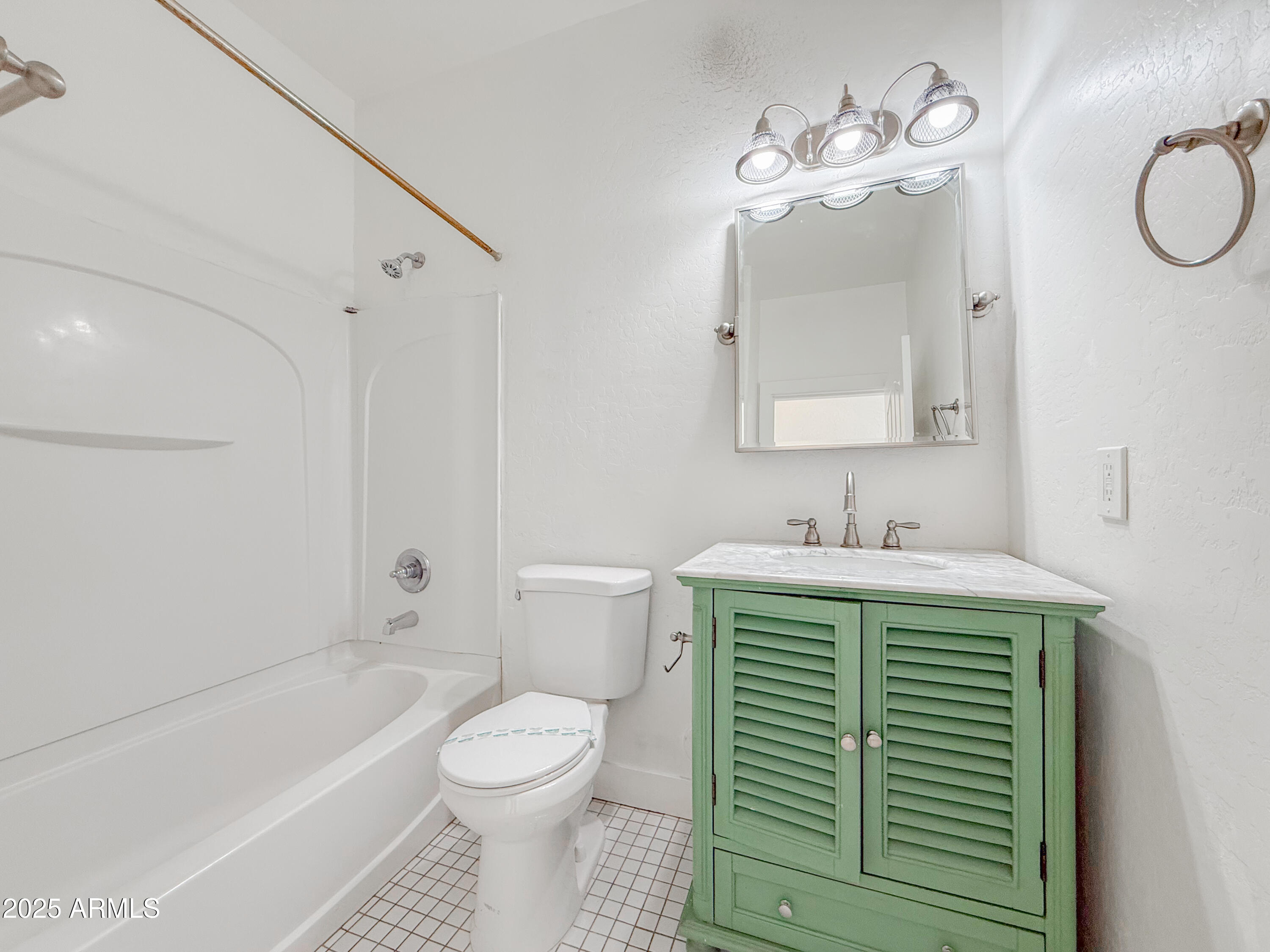 164 West Commerce Court Gilbert, AZ 85233 - Photo 15 of 28 Photo Dec 18 2025, 1 32 31 PM