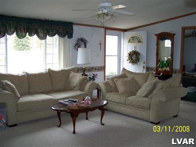 3238 Spring Valley Road Slatington, PA 18080 - Photo 3 of 12 Gallery Image 3