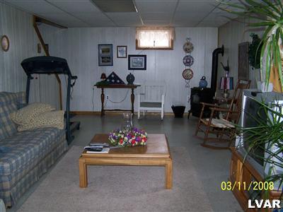 3238 Spring Valley Road Slatington, PA 18080 - Photo 8 of 12 Gallery Image 8